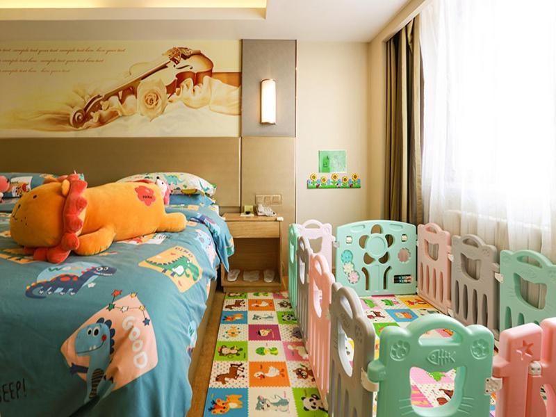 Vienna Hotel Harbin Central Avenue Екстер'єр фото